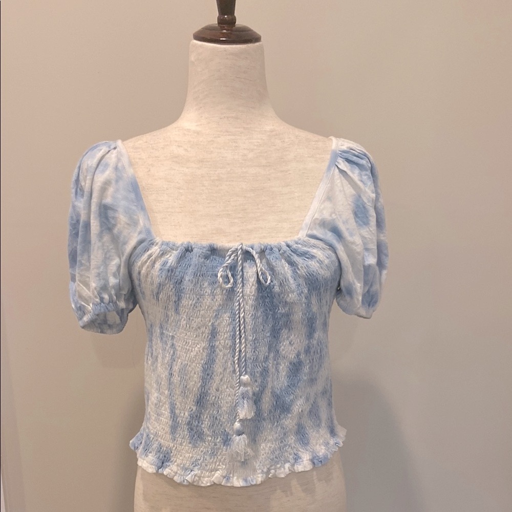 Lucky Brand Blue and White Crop Blouse with Puff Sleeves and Square Neck